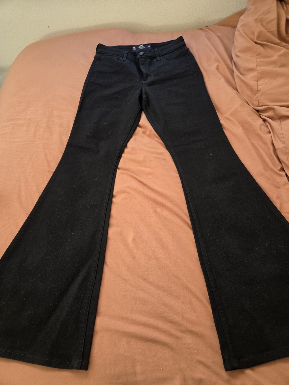 Women's Black Flared Jeans - Classic High-Rise Style